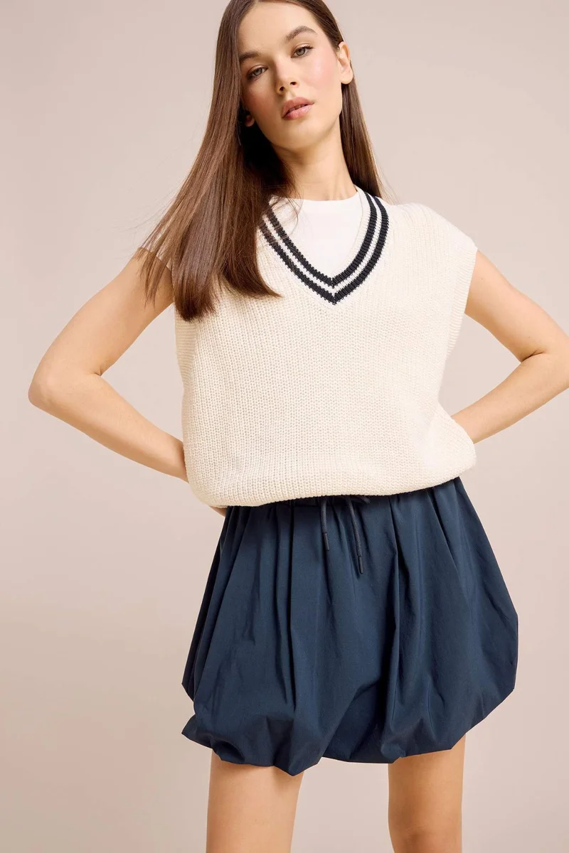 ديفاكتو Coool Balloon Fit Normal Waist Mini Skirt