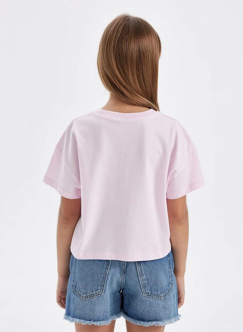 ديفاكتو تيشيرت بأكمام قصيرة وطبعة بياقة دائرية