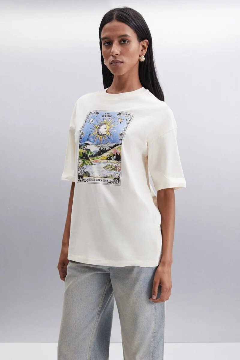 جريميلانج Enya Women's Printed Detail Oversize Fit Loose Cut Crew Neck 100% Organic Cotton Vanilla T-shirt