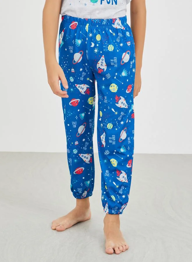 Styli Styli Graphic Print Round Neck T-Shirt and Pyjama Set