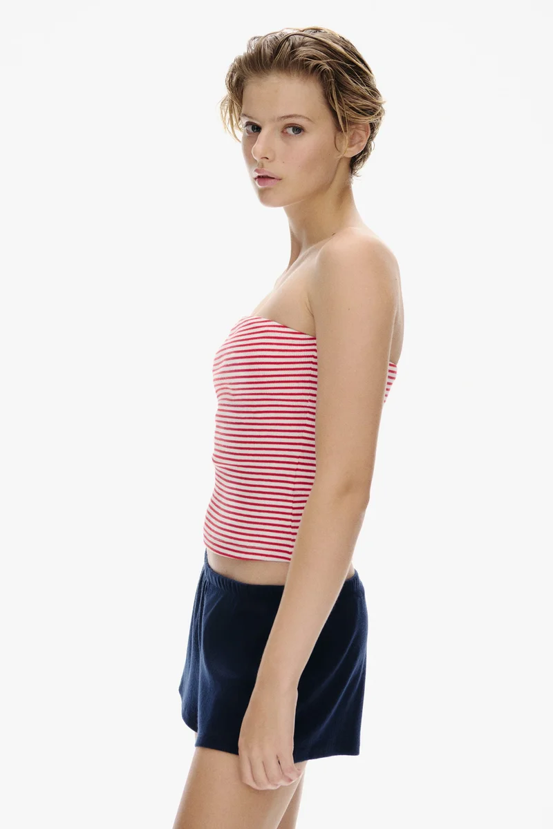 اتش اند ام شورت جيرسيه بتصميم سهل الارتداء