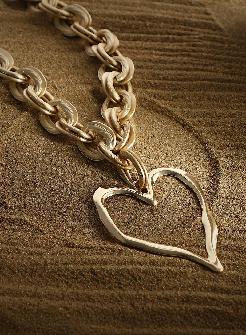 SOHI SOHI Women's The Coeur-Chain Statement Necklace For Evening Wear | California  Colour | Alloy Material | Lobster Clasp Closure | Metallic Necklace | Statement Necklace For Women & Girls