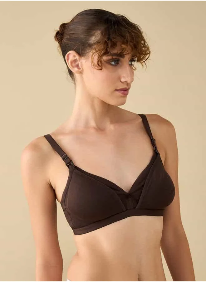 FAV Nursing Bra with Hook and Eye Closure