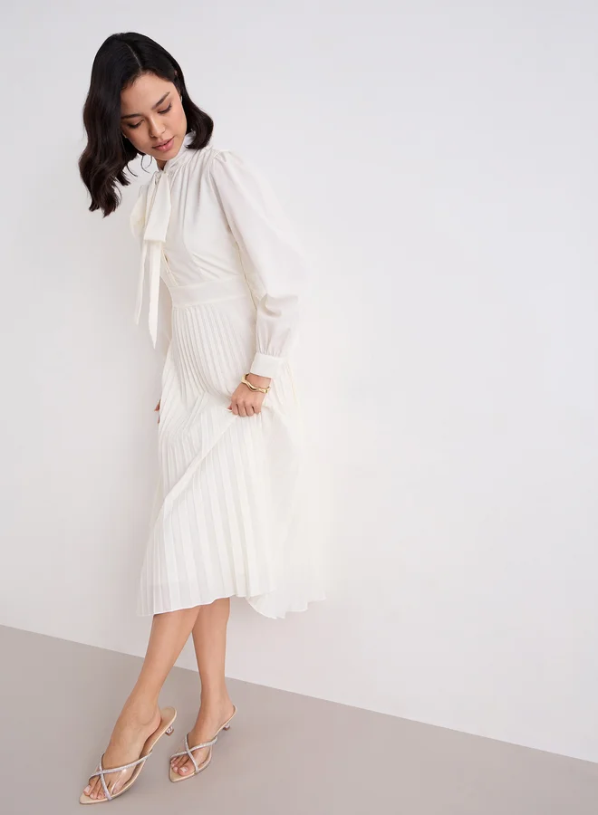 Styli Styli Cream Pleated Midi Dress with Tie-Up Neck