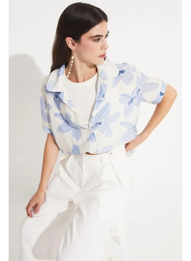 JUNE June Women Viscose Blend Fited Crop Shirt Blue