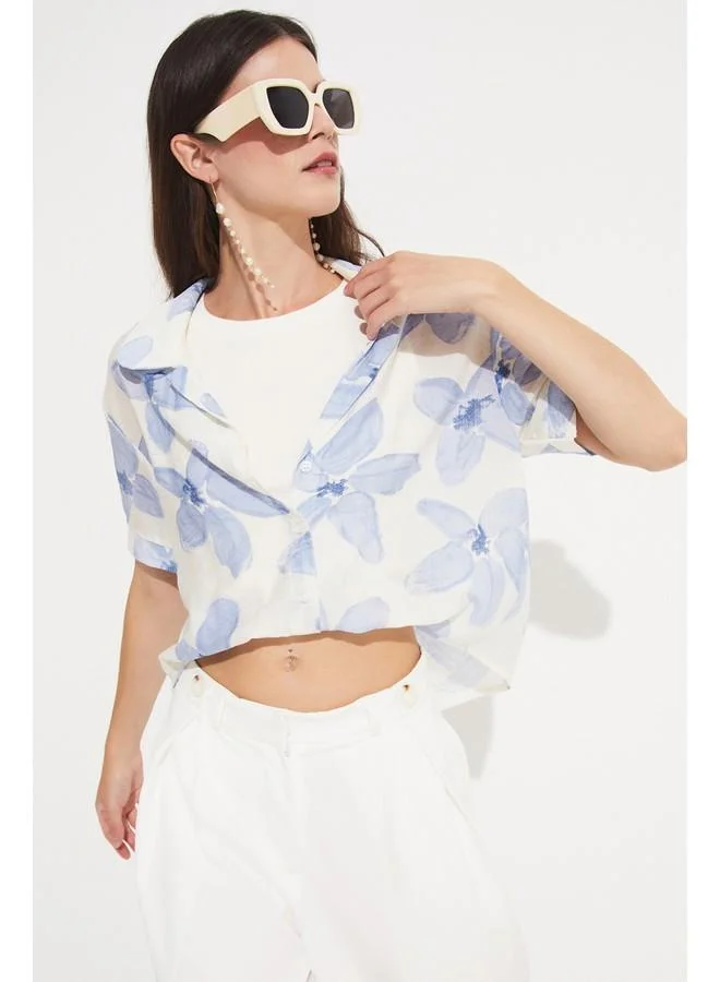 JUNE June Women Viscose Blend Fited Crop Shirt Blue
