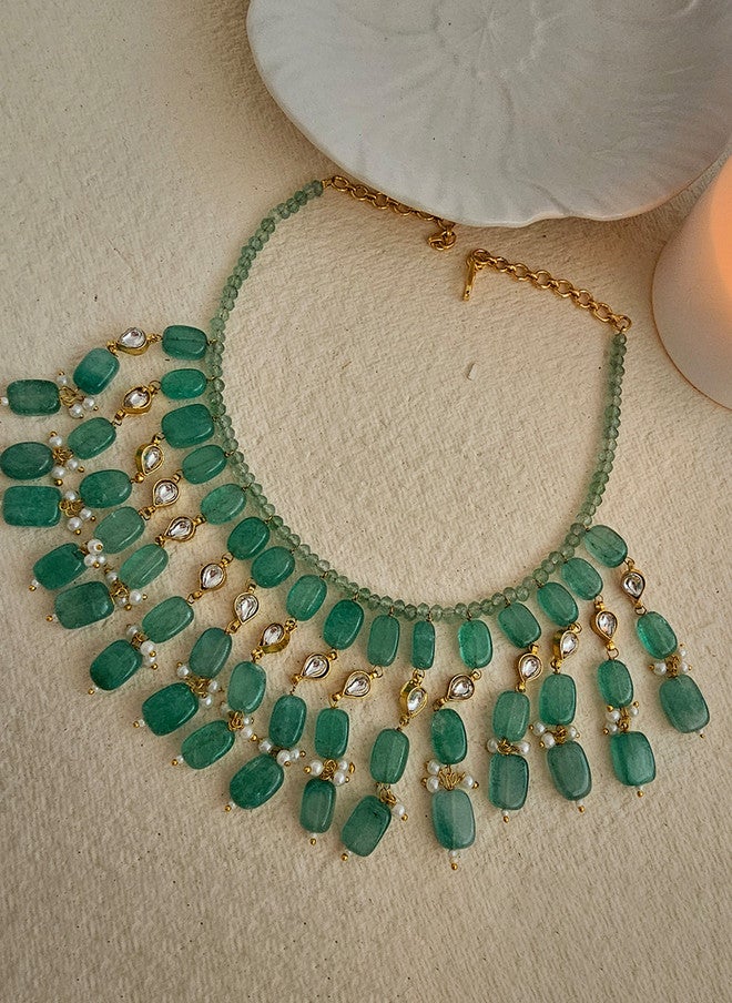 Binnis Wardrobe Gold-Plated Beaded Necklace with Green Artificial Beads - Image 3