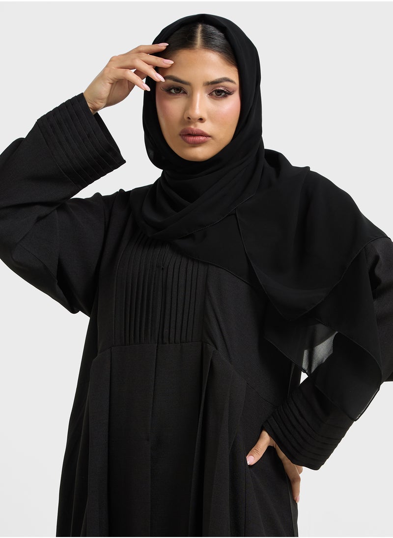 hayas closet - V-Neck Pleated Abaya - Image 1