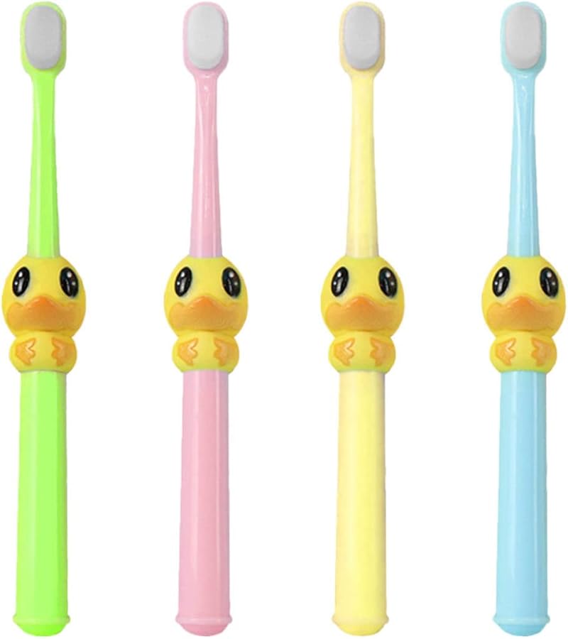 4 قطع مجموعة فرش أسنان بطوط كرتونية بشعيرات ناعمة للعناية بالفم للأطفال - Image 1