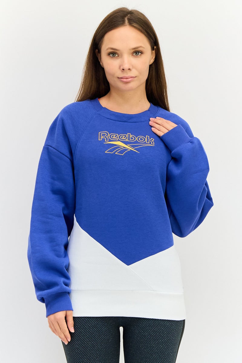 Reebok سويت شيرت رياضي نسائي مناسب في الهواء الطلق، متعدد الألوان - Image 1