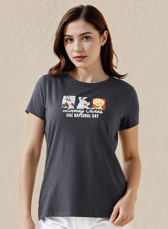 SP Characters T-shirt with Looney Tunes UAE National Day Print Cotton