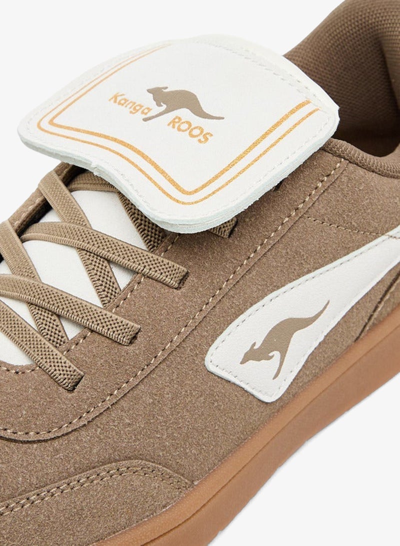 كانغاروس سنيكرز نسائي بشعار مطرز برباط - Image 4