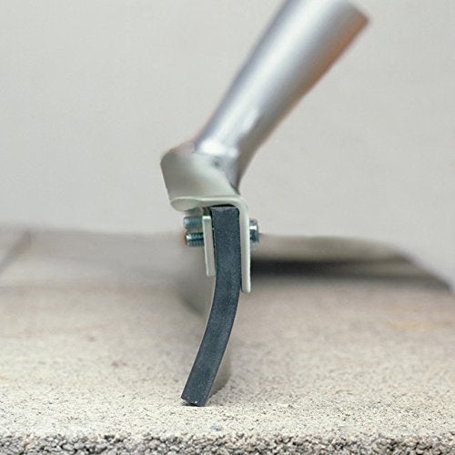 Unger Professional AquaDozer Smooth Surface Curved Floor Squeegee, 36" - Image 2