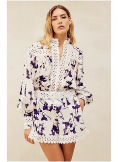 Madam Uniq Lace Trim Hollow Out Casual Vacation Top and Shorts Set  - Image 4