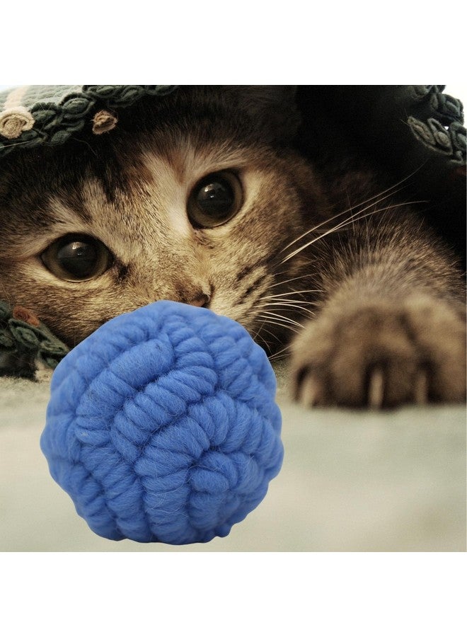 إيميلي بيتس كرات ألعاب القطط، كرات ناعمة مع جرس مدمج للقطط، ألعاب تفاعلية للقطط والقطط الصغيرة التي تعيش في المنزل، ألعاب مضغ للقطط الصغيرة (قد يختلف اللون) - Image 5
