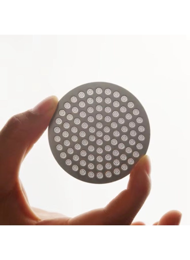 اسبريسو شاشة احترافية من الفولاذ المقاوم للصدأ مقاس 51 مم لقرص الإسبريسو - قرص فلتر قابل لإعادة الاستخدام لتوزيع الماء بالتساوي واستخلاص الإسبريسو النظيف - متوافق مع حاملات المرشح مقاس 51 مم للآلات المنزلية والتجارية - Image 4