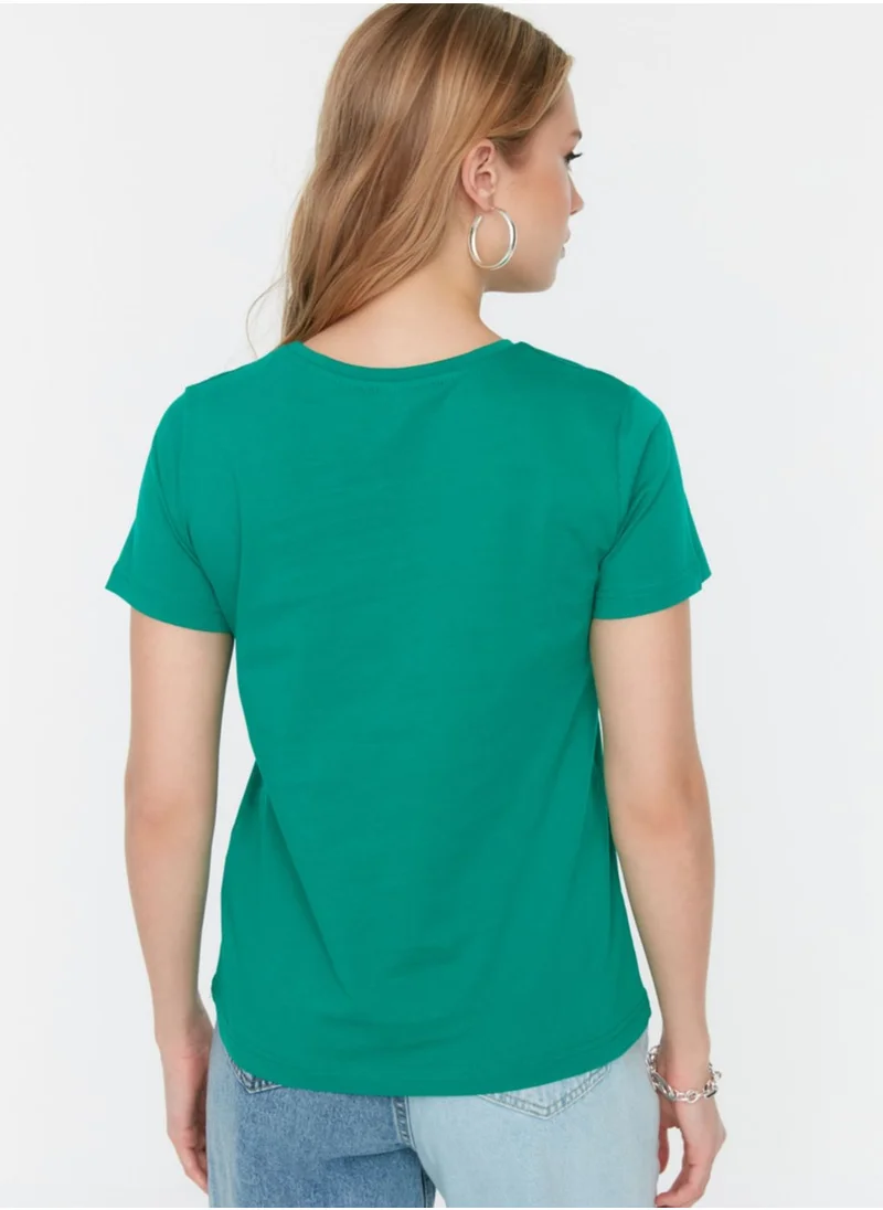 trendyol Crew Neck Graphic T-Shirt