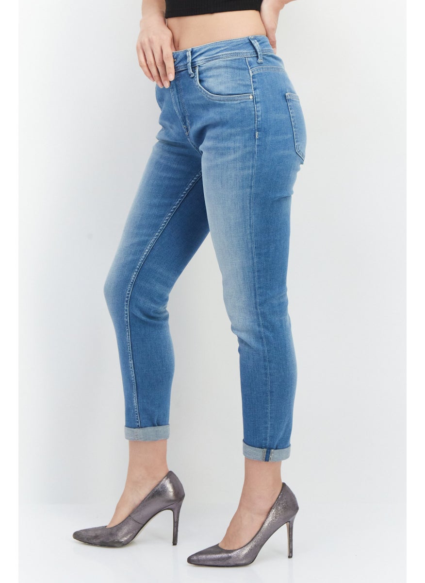 Pepe Jeans Women Regular Fit Washed Denim Jeans, Blue  - Image 2