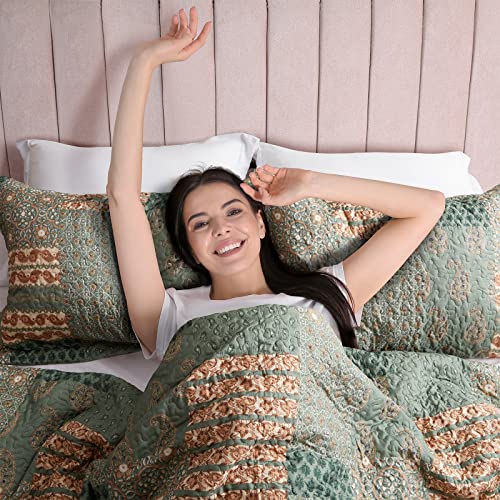 LEAONME 3 Pieces California King Size Quilt Set Olive Green Oversized 120x120 Inch Bedspread Coverlet Lightweight Microfiber Paisley Bed Cover for All Seasons (1 Quilt, 2 Pillow Shams) - Image 5