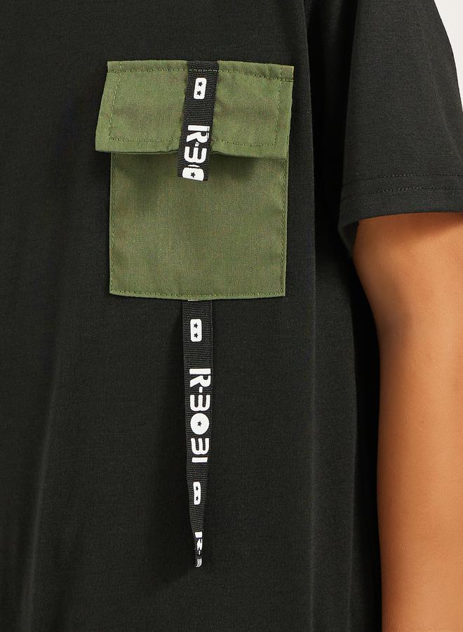 Styli Round Neck Pocket Detail T-Shirt and Joggers Set  - Image 4