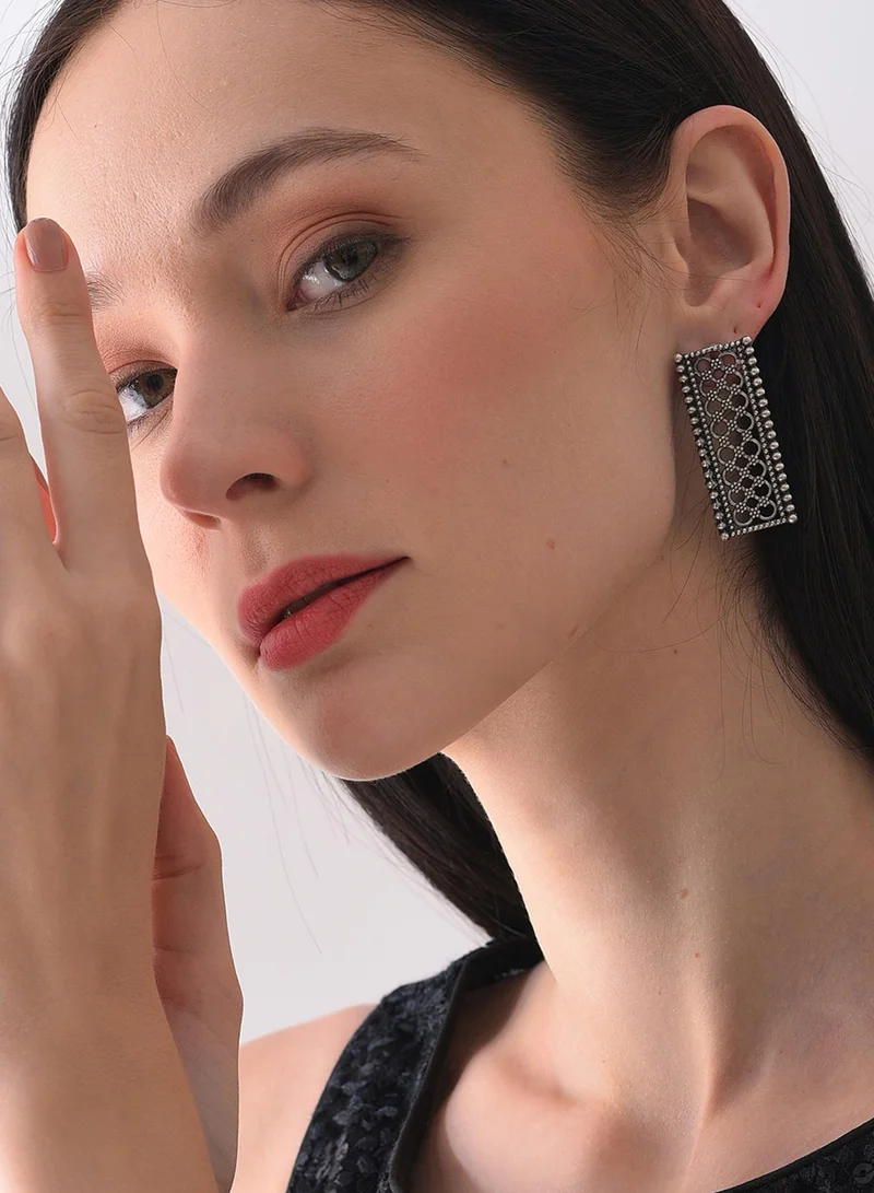 SOHI Oxidised Artificial Drop Earring Jewellery