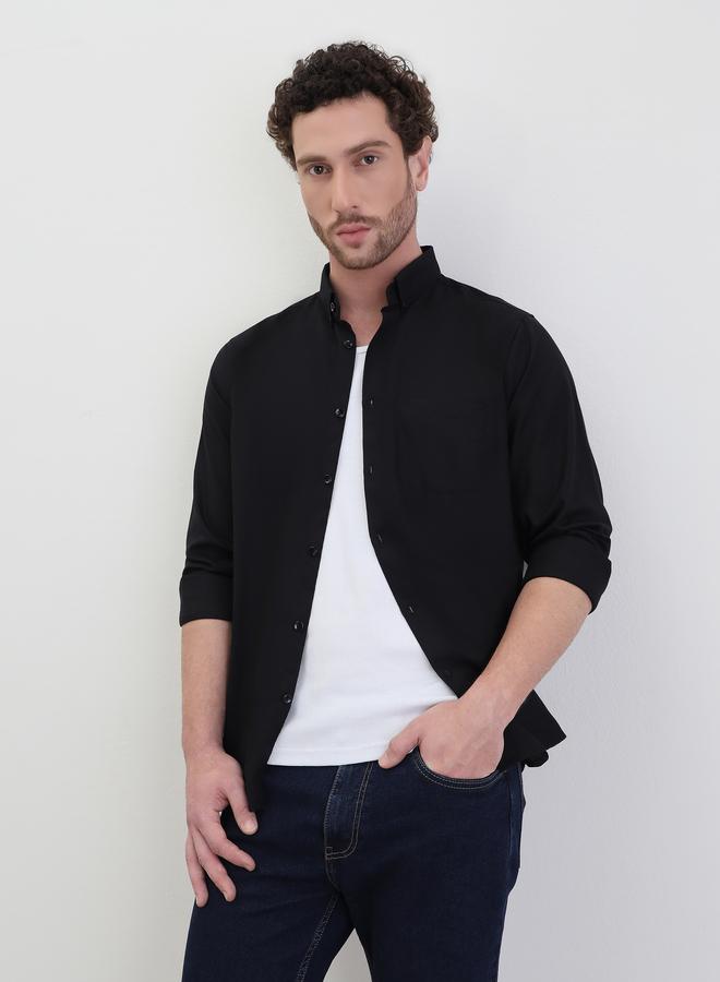 ستايلي قميص أوكسفورد بلون سادة بقصة عادية وياقة مفتوحة - Image 5