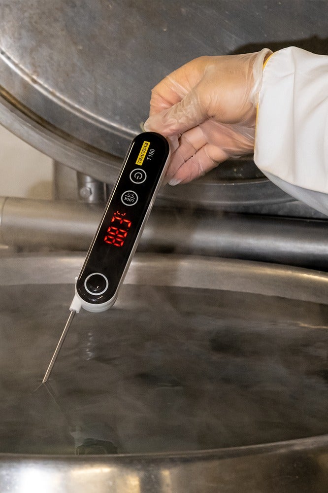 Tekneka T180 Ultra-Fast Digital Thermometer - Image 3