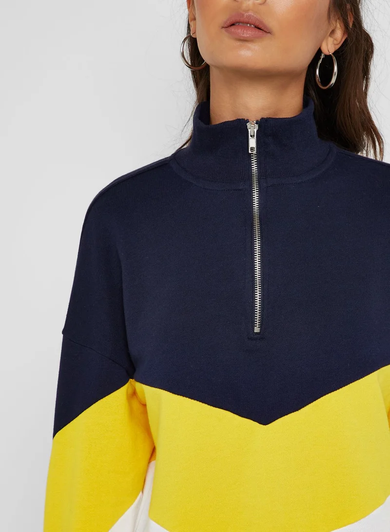 FOREVER 21 Colorblock Chevron Sweatshirt
