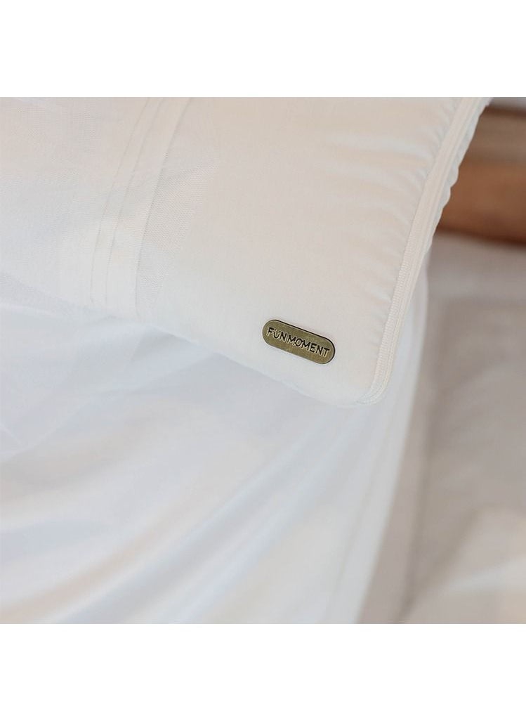 FUN MOMENT - A unique and complete set of comfortable materials, consisting of many pieces, that covers all needs - Image 1