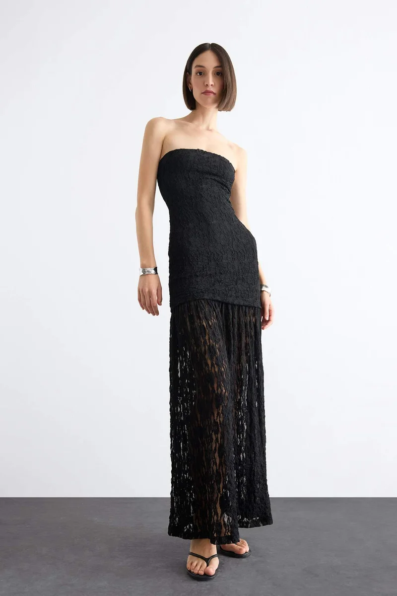 ديفاكتو Lace Maxi Skirt