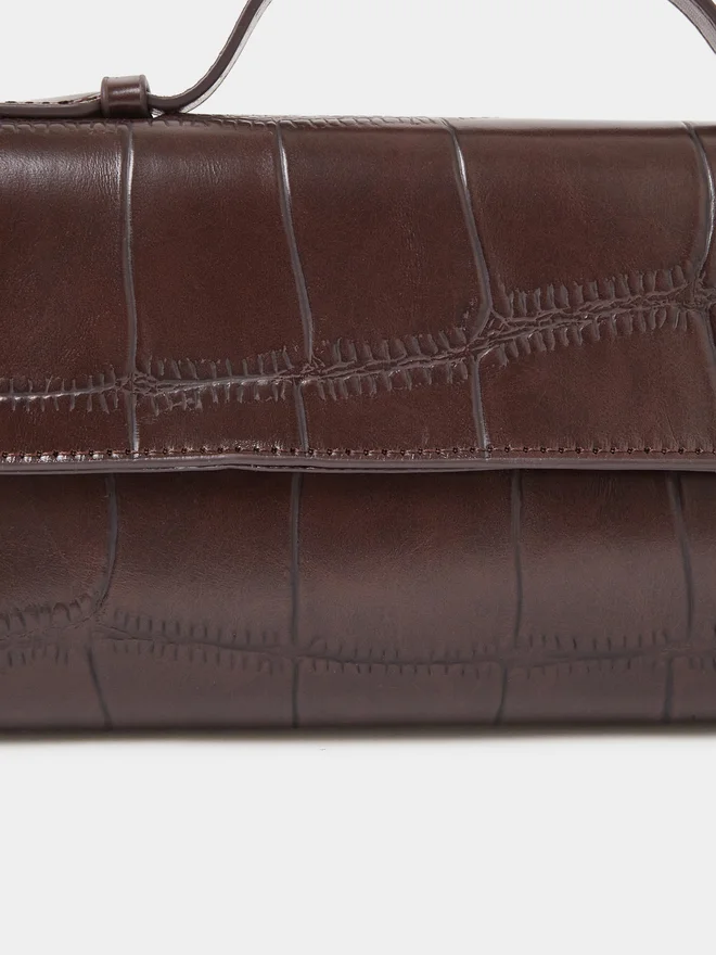 Styli  Styli Textured Flap Elongated Clutch for Women | Best Price UAE