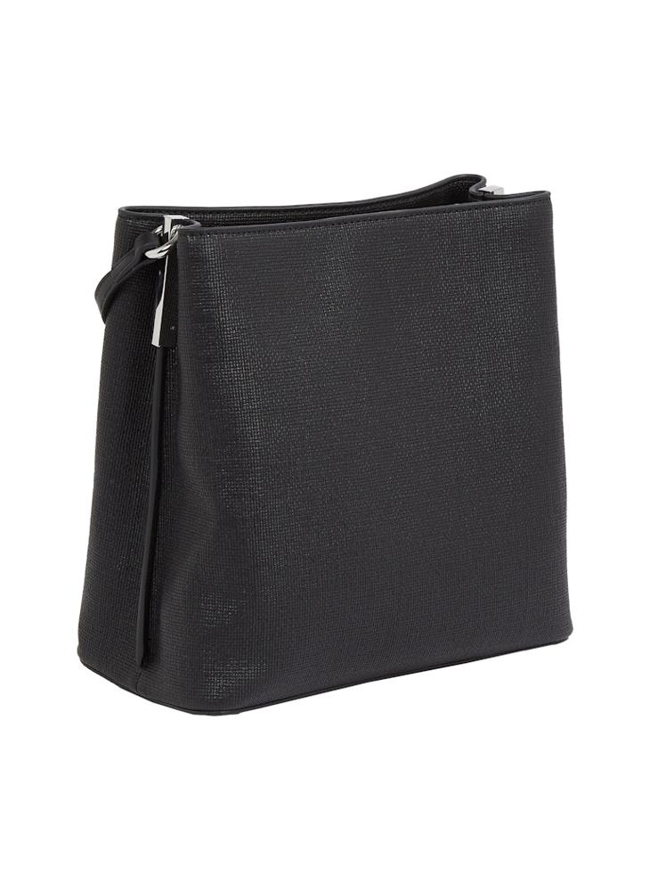 CALVIN KLEIN BUCKET BAG  - Image 2