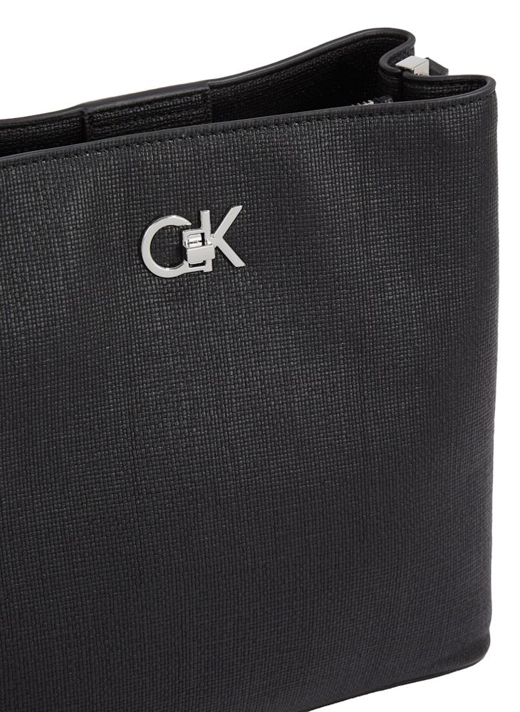 CALVIN KLEIN BUCKET BAG  - Image 3