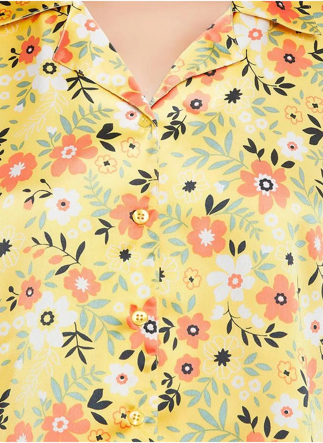 كلوفيا Satin Floral Print Buttoned Shirt & Pyjama Set by Styli