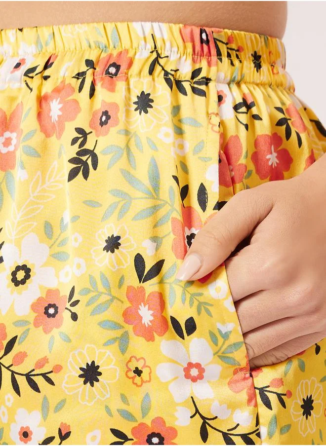 كلوفيا Satin Floral Print Buttoned Shirt & Pyjama Set by Styli