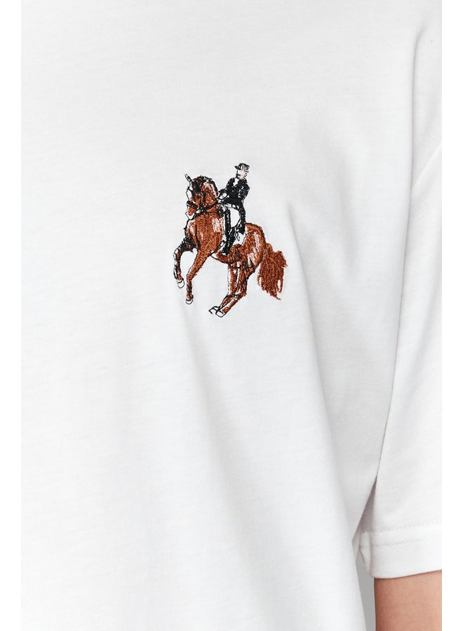 trendyol Ecru Men's Relaxed/Comfortable Cut Horse/Animal Embroidery Short Sleeve  T-Shirt - Image 3