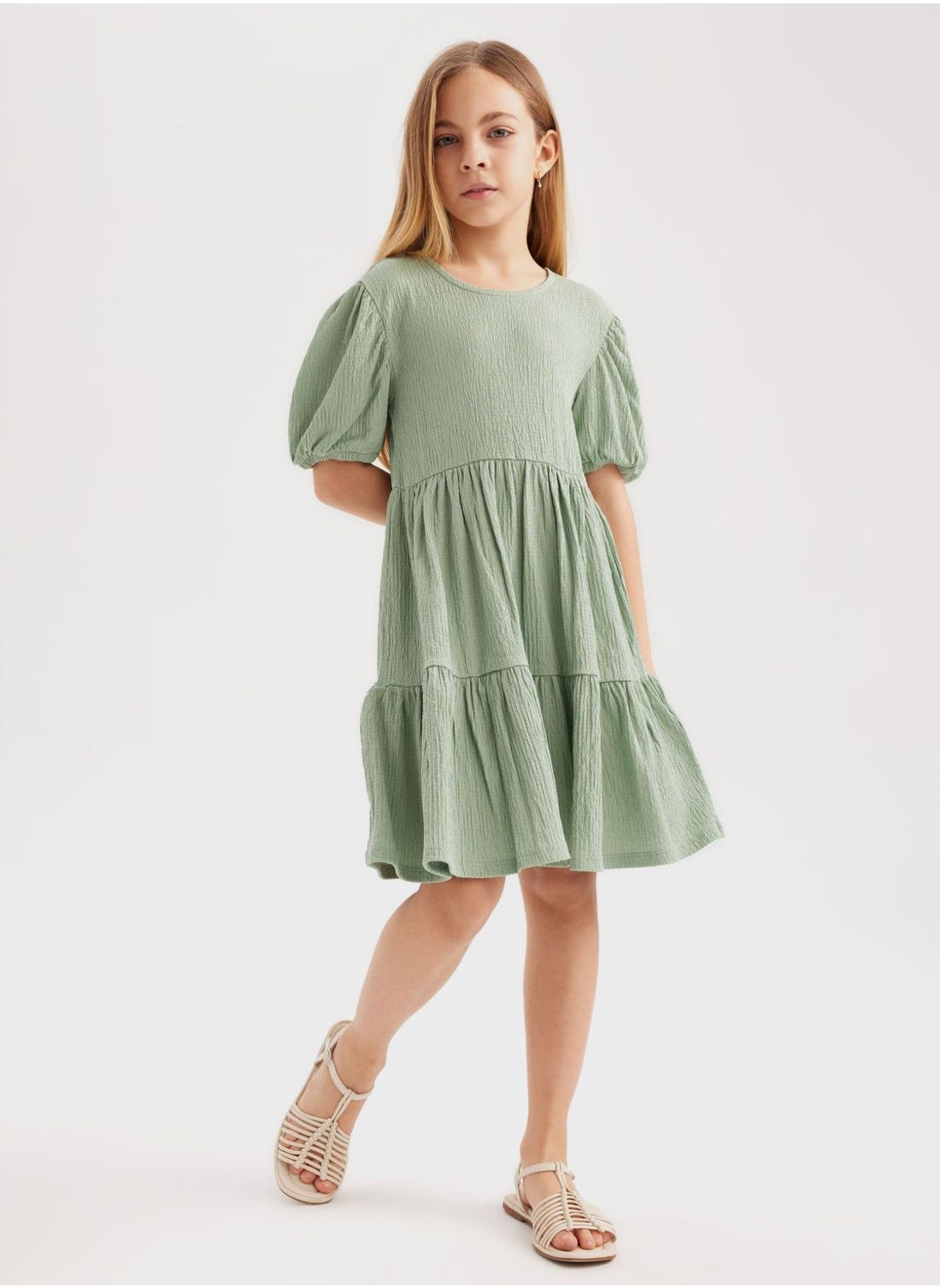 Regular Fit Knitted Dress - https://f.nooncdn.com/p/pzsku/ZFA7A461DAC003D88CB4FZ/45/1746429731/cd5834e3-fa53-43f3-adea-4071ed0c30ca.jpg?width=original