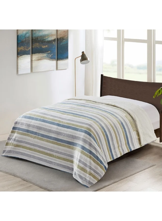 Home Box Braxton Versa Printed Flannel Sherpa Queen Blanket 220 x 200 cm