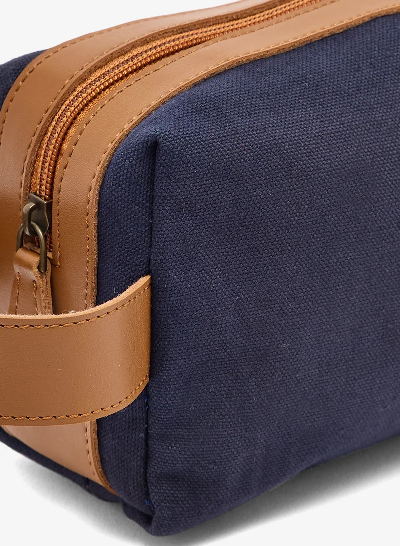 Seventy Five Spacious Storage Wash Bag