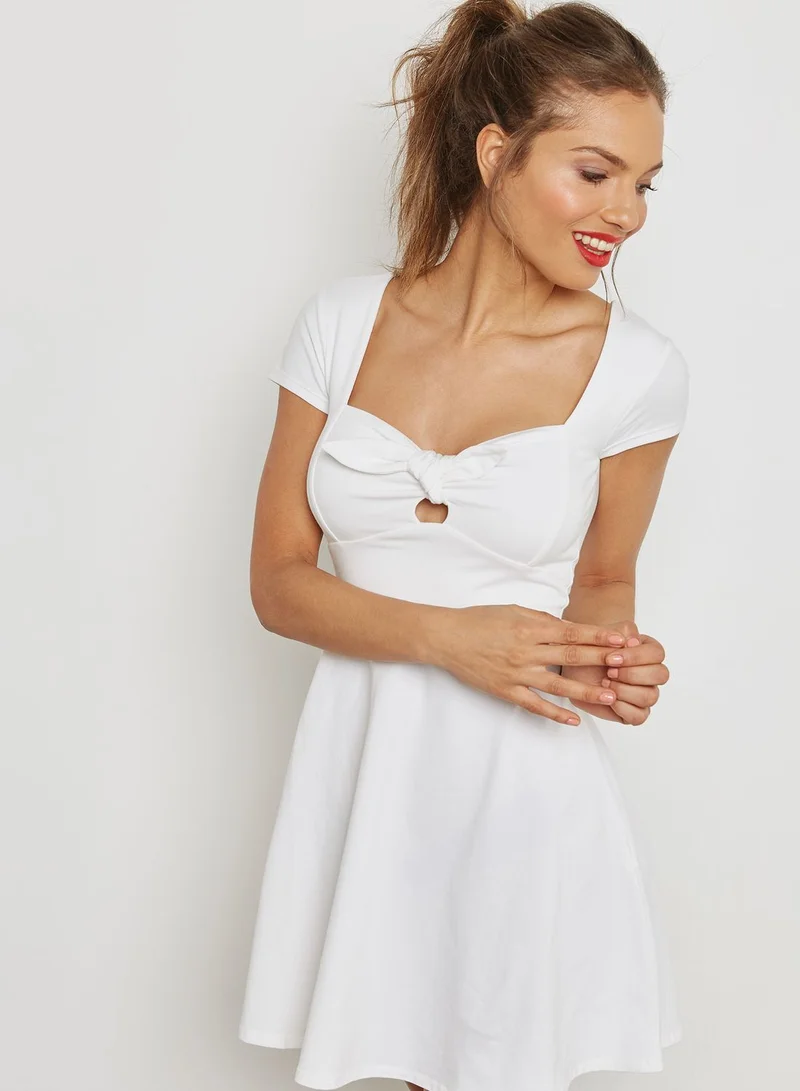 FOREVER 21 Cut Out Detail Dress