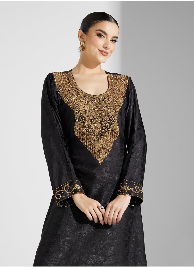ARABIAN CLOSET Embellished Belted Jalabiya  - Image 3
