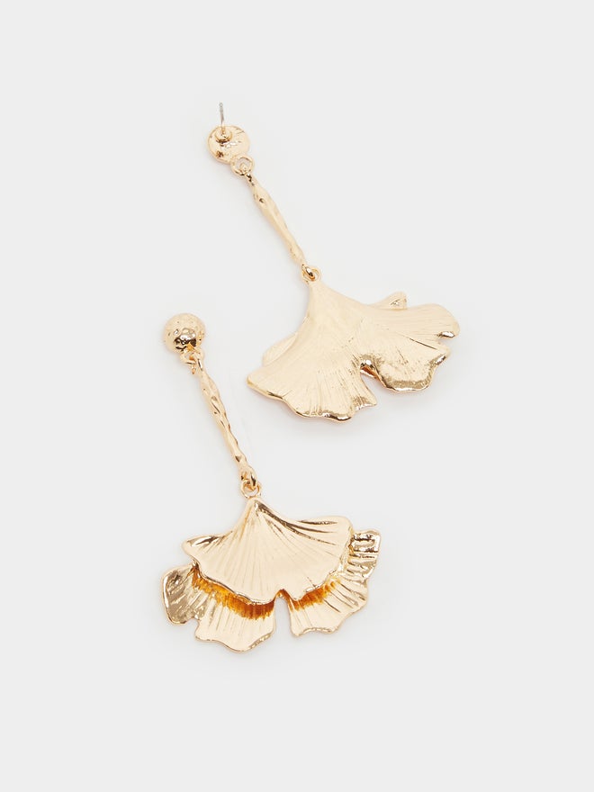 Styli Styli Leaf Dangle Earrings  - Image 3
