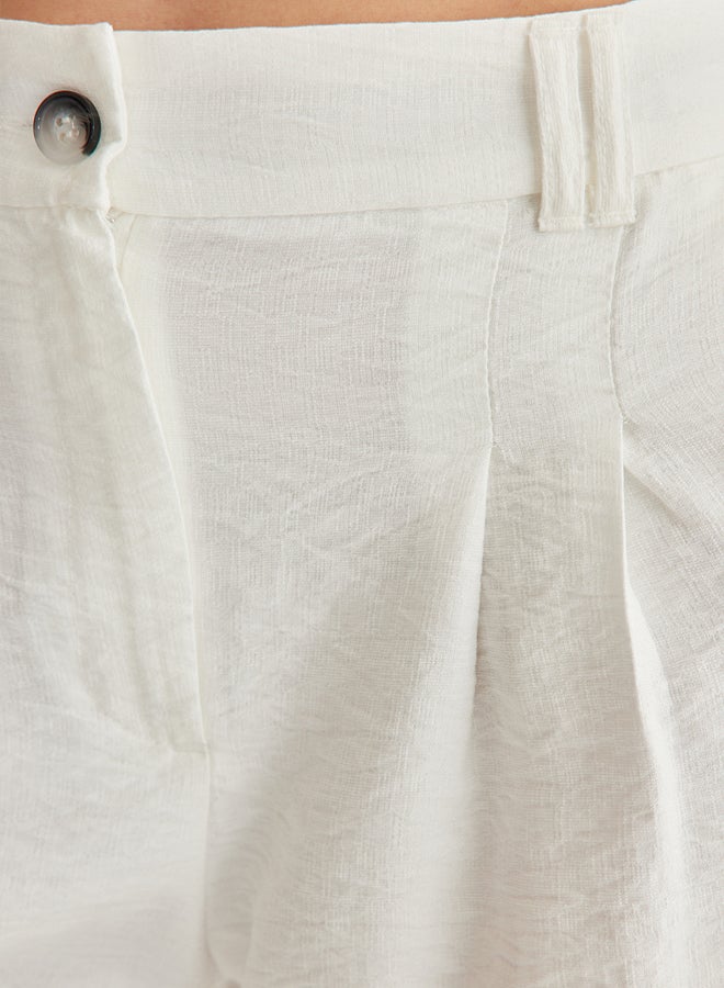 trendyol White Woven Shorts with Turned Legs - Image 4