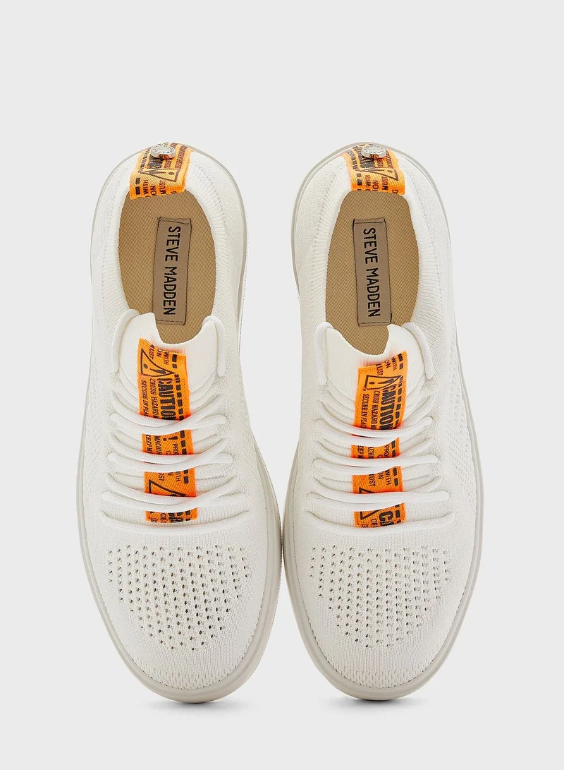 STEVE MADDEN Britta Low Top Sneaker