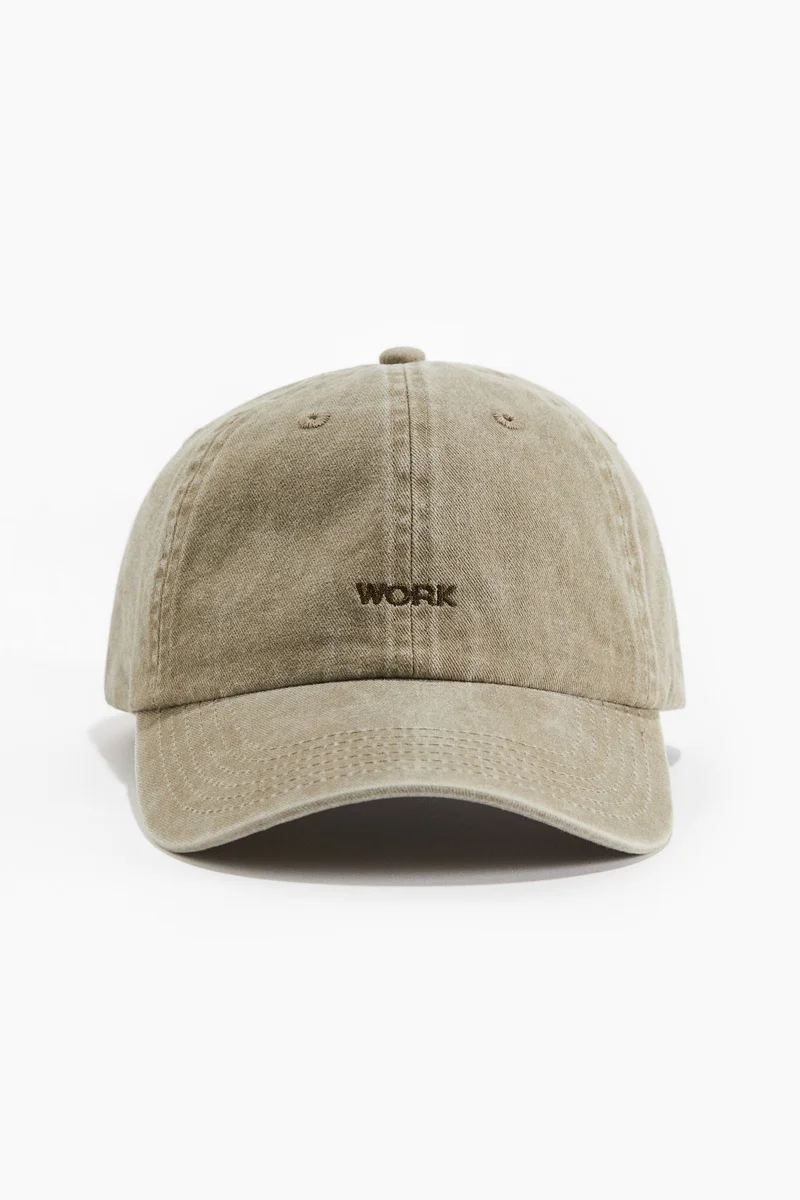 اتش اند ام قبعة من القطن بنقش مطرز