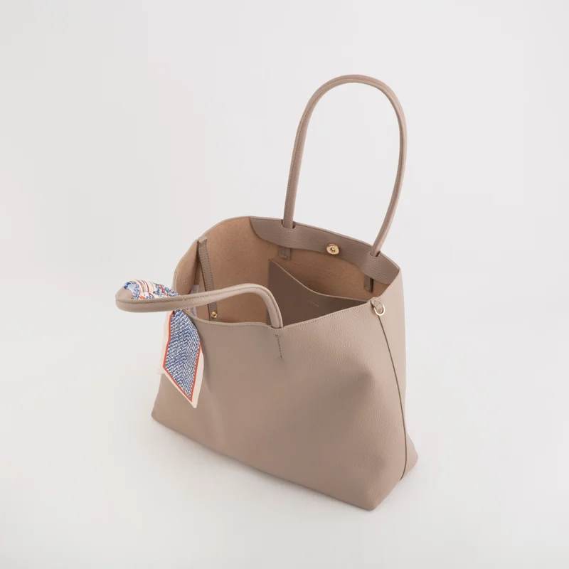 Carpisa Women's Shoulder Bag - Valentina