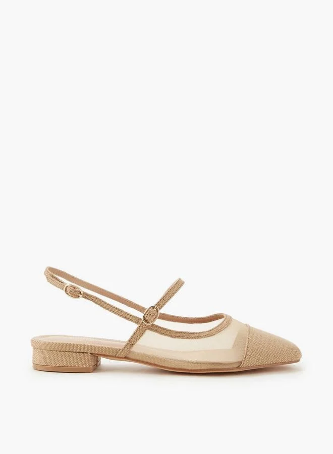 سيليست Women Textured Buckle Closure Sandals