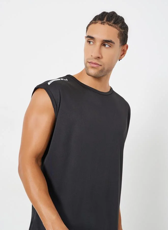 ستايلي اكتيف تيشيرت رياضي كت بقصة عادية وتقنية كويك دراي