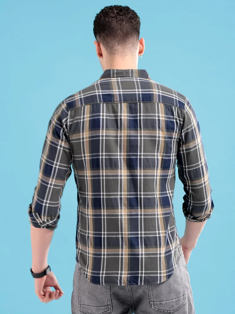 شركة المرآب الهندية Men Slim Fit Checkered Full Sleeves Spread Collar Casual Shirt