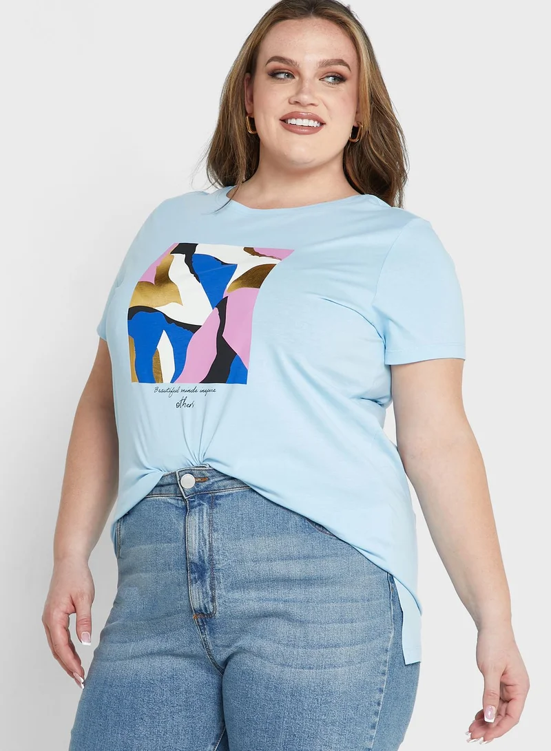 Only Carmakoma Round Neck Graphic T-Shirt